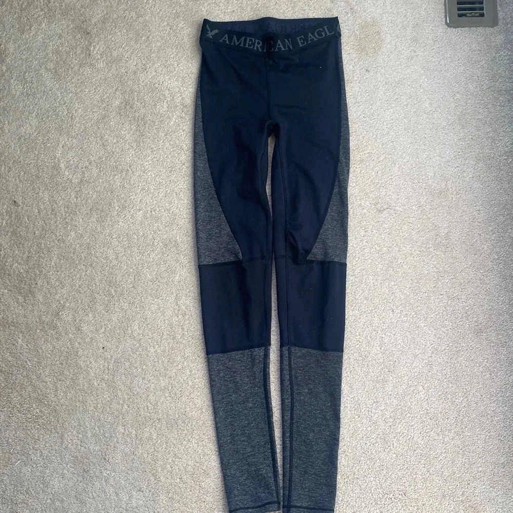 American Eagle Black and gray leggings XXS
